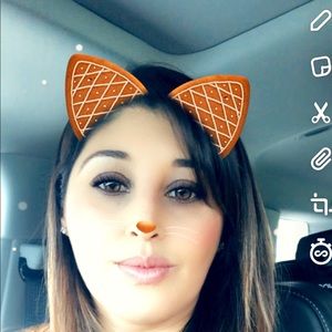 Meet your Posher, Cindy